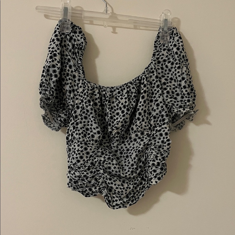 FROM ITALY - Black and White Floral Women's Top